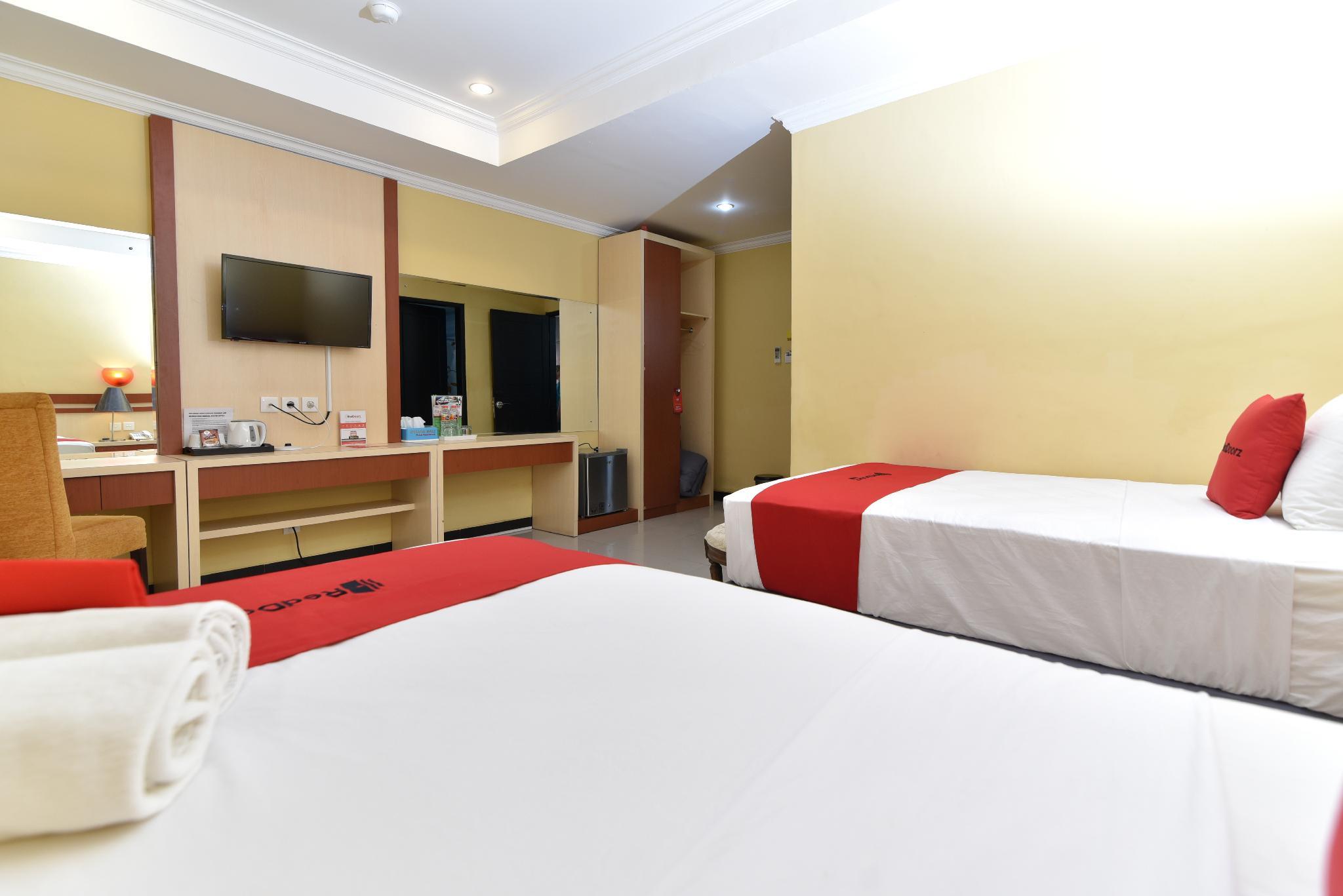 Reddoorz Plus Near Mall Bali Galeria 2 Ντενπασάρ Εξωτερικό φωτογραφία