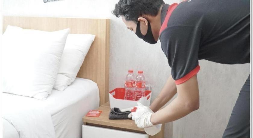 Reddoorz Plus Near Mall Bali Galeria 2 Ντενπασάρ Εξωτερικό φωτογραφία