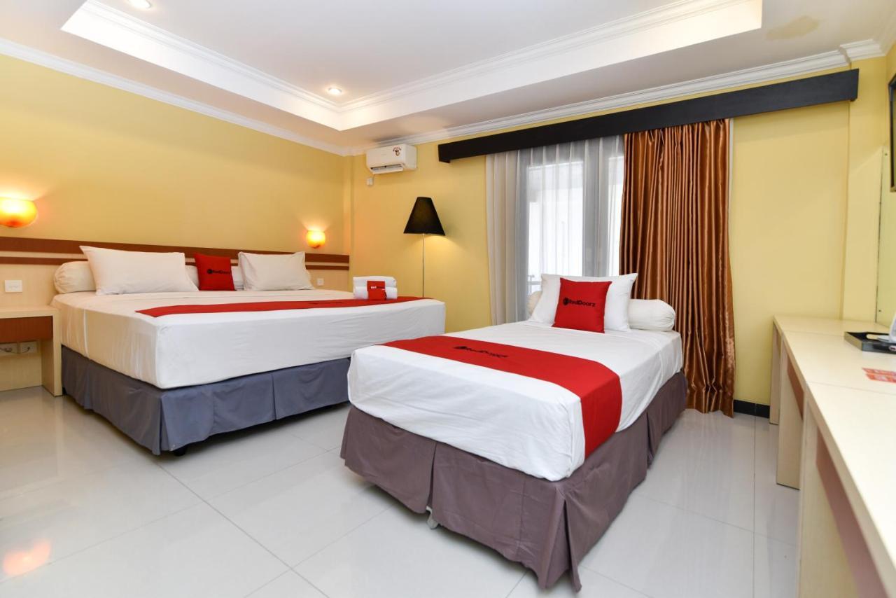 Reddoorz Plus Near Mall Bali Galeria 2 Ντενπασάρ Εξωτερικό φωτογραφία