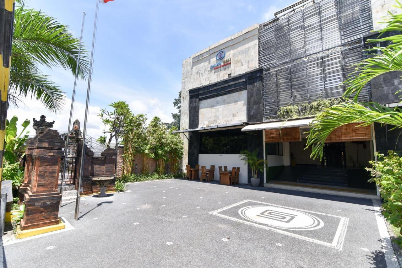 Reddoorz Plus Near Mall Bali Galeria 2 Ντενπασάρ Εξωτερικό φωτογραφία
