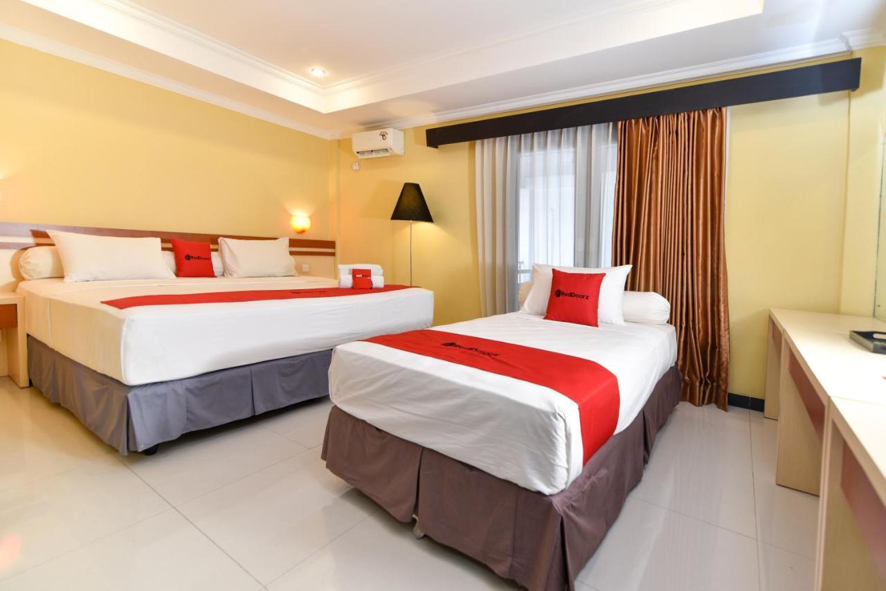 Reddoorz Plus Near Mall Bali Galeria 2 Ντενπασάρ Εξωτερικό φωτογραφία