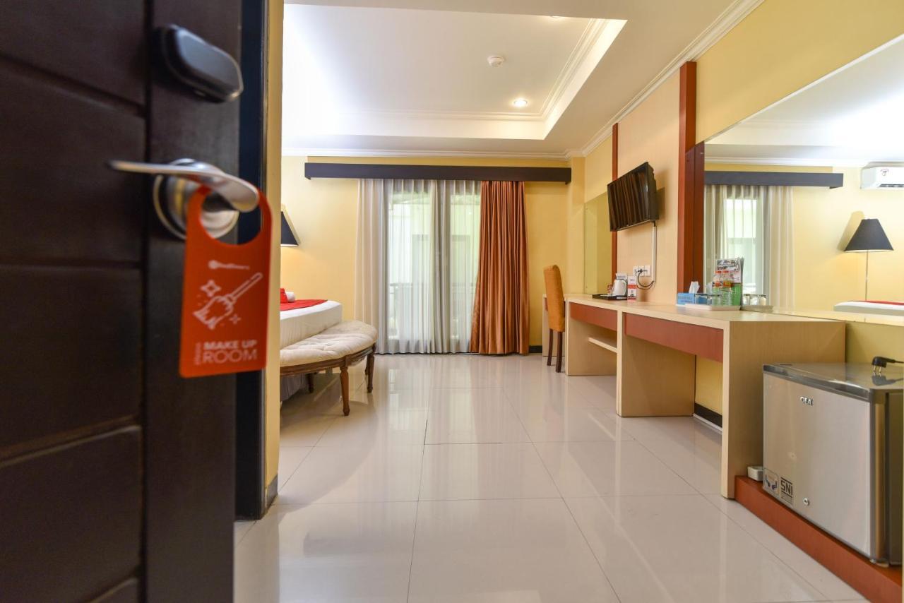 Reddoorz Plus Near Mall Bali Galeria 2 Ντενπασάρ Εξωτερικό φωτογραφία