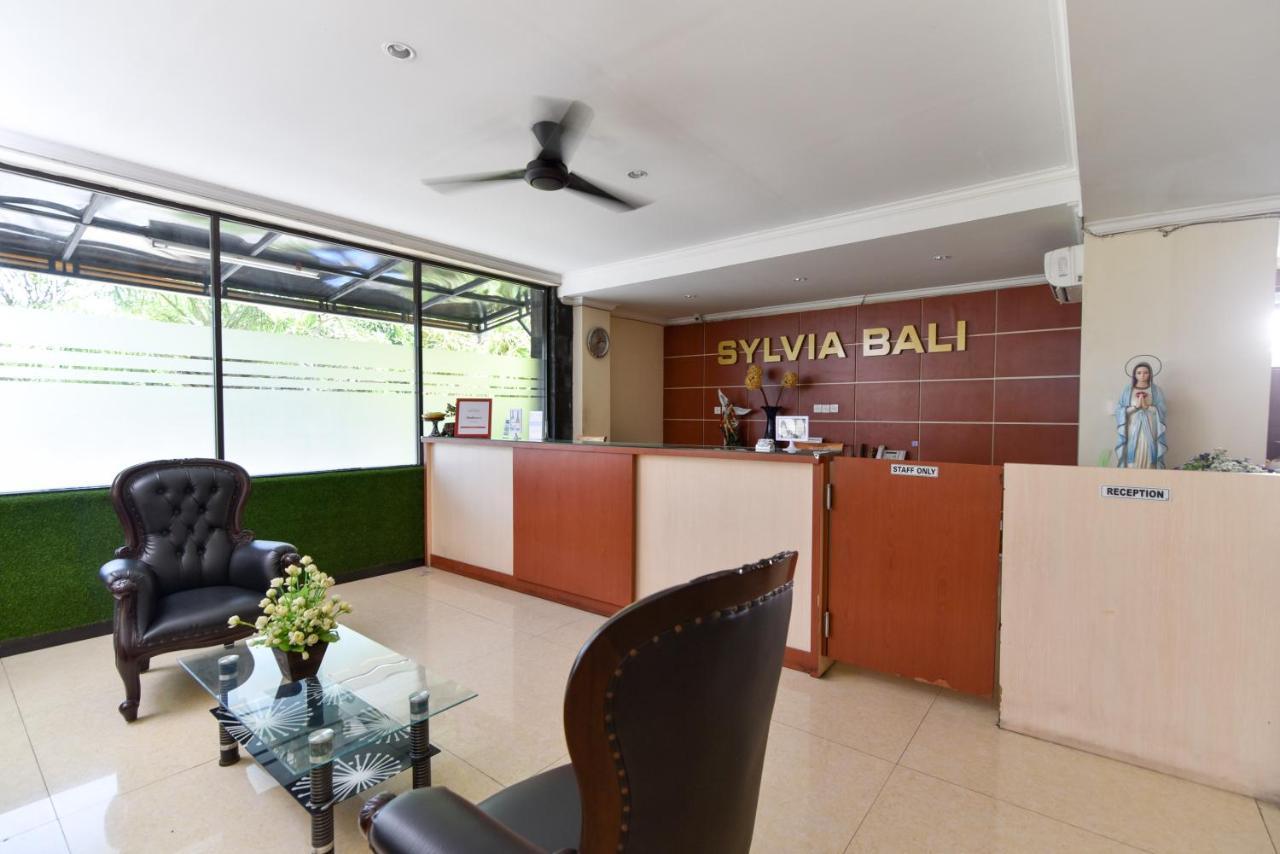 Reddoorz Plus Near Mall Bali Galeria 2 Ντενπασάρ Εξωτερικό φωτογραφία