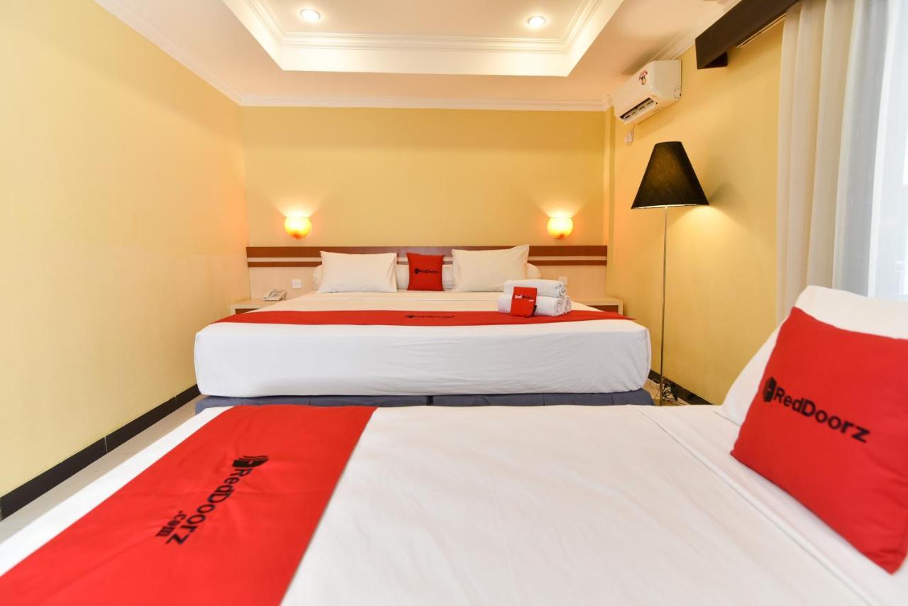 Reddoorz Plus Near Mall Bali Galeria 2 Ντενπασάρ Εξωτερικό φωτογραφία