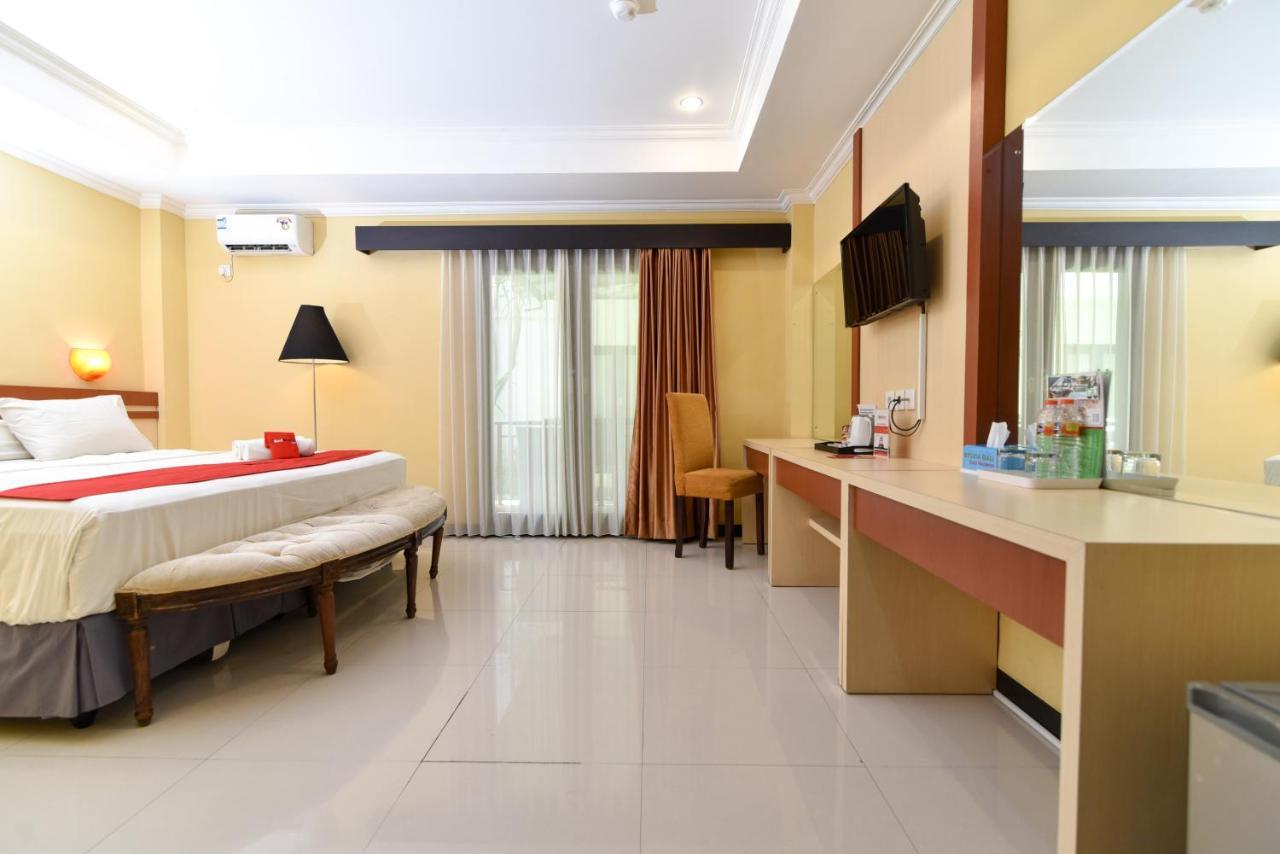 Reddoorz Plus Near Mall Bali Galeria 2 Ντενπασάρ Εξωτερικό φωτογραφία